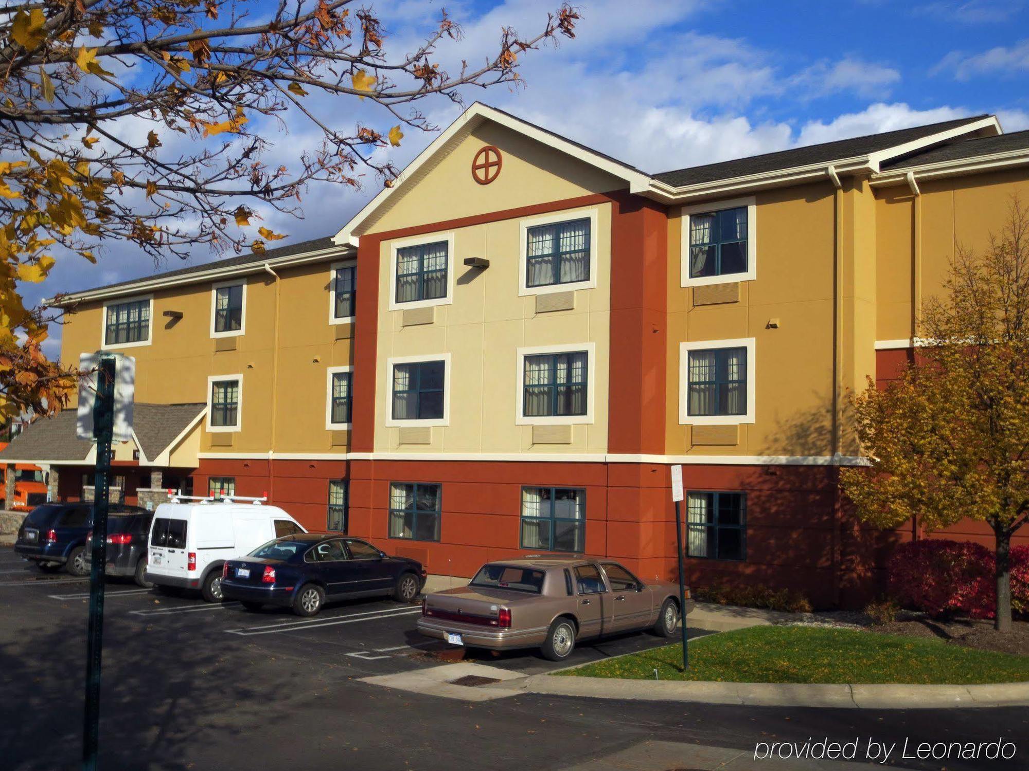 Suburban Studios Auburn Hills - Detroit Екстериор снимка